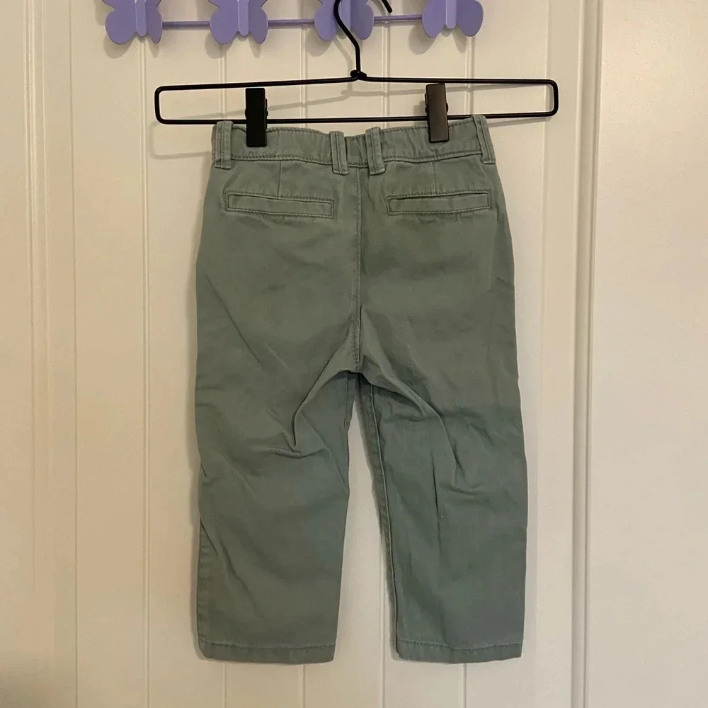 EUC | Baby GAP baby boy’s colored khaki pants — 2‎ years